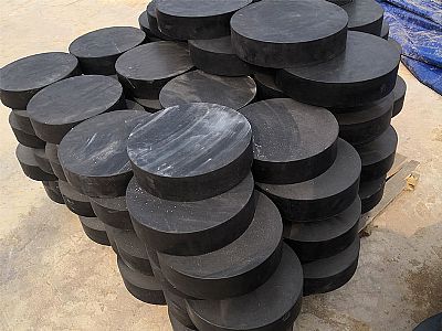 贡嘎县板式橡胶支座由若干层橡胶片与薄钢板经加压硫化